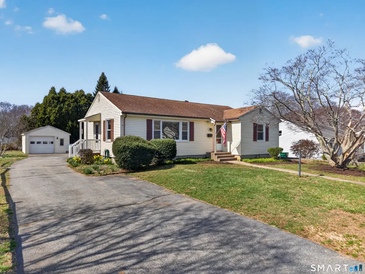 6 Cedar Street, Waterford, CT 06385 - #1