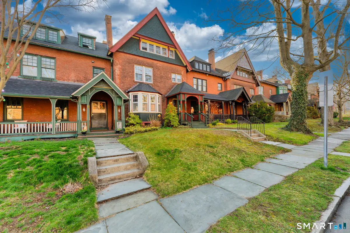 10 Columbia Street, Hartford, CT 06106 - #1