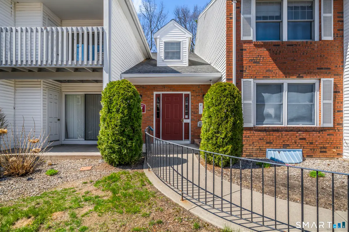 7 Concorde Way #B2, Windsor Locks, CT 06096 - #1