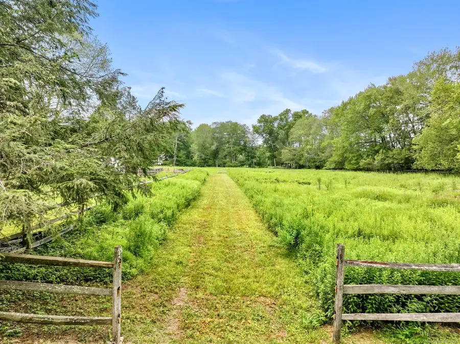 22 Brett Road, Fairfield, CT 06824 - #2