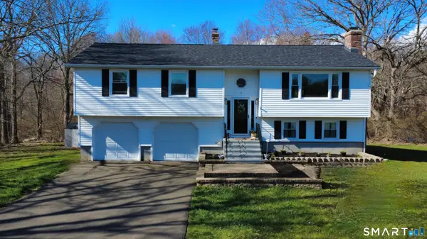 8 Cynthia Court, Branford, CT 06405