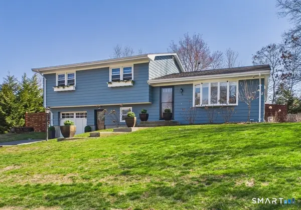 28 Elaine Street, Stonington, CT 06379