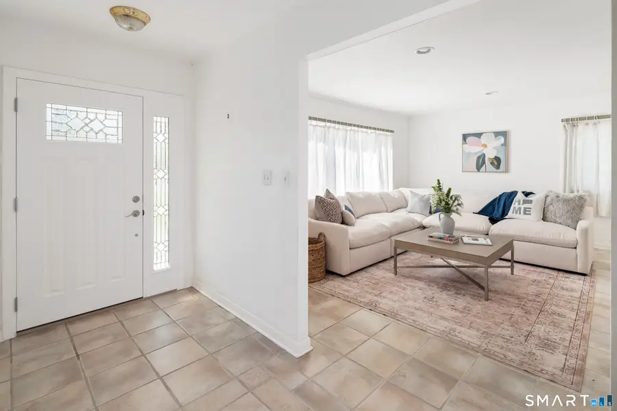 62 Bel Aire Drive, Stamford, CT 06905 - #3