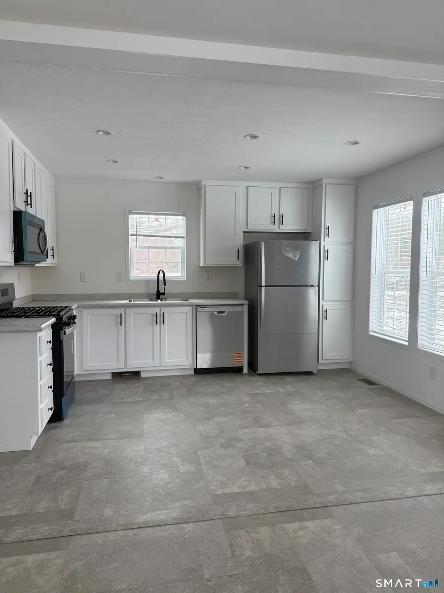 #6, 421 Norwich Westerly Road, North Stonington, CT 06359 - #2