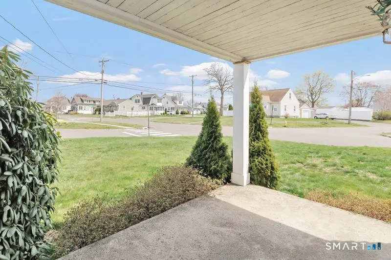 206 Crown Street, Stratford, CT 06615 - #3