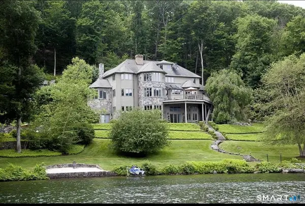 59 Sail Harbour Drive, New Fairfield, CT 06812