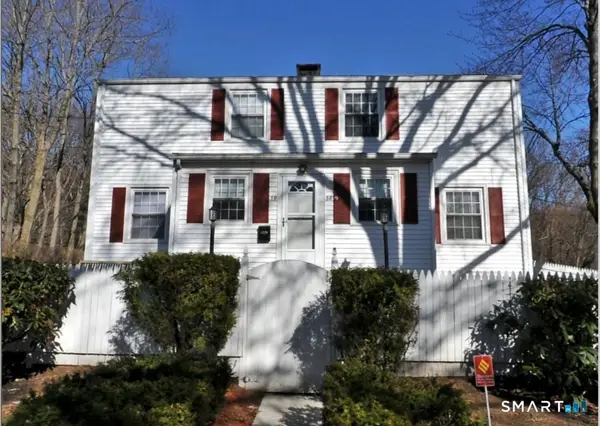 38 Hilltop Road, New Haven, CT 06515