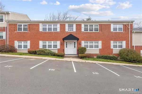 50 Greenhouse Road #26B, Bridgeport, CT 06606