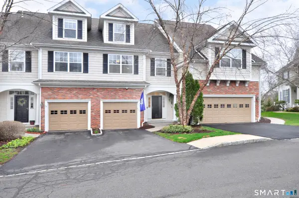 57 Goodwin Circle, Hartford, CT 06105