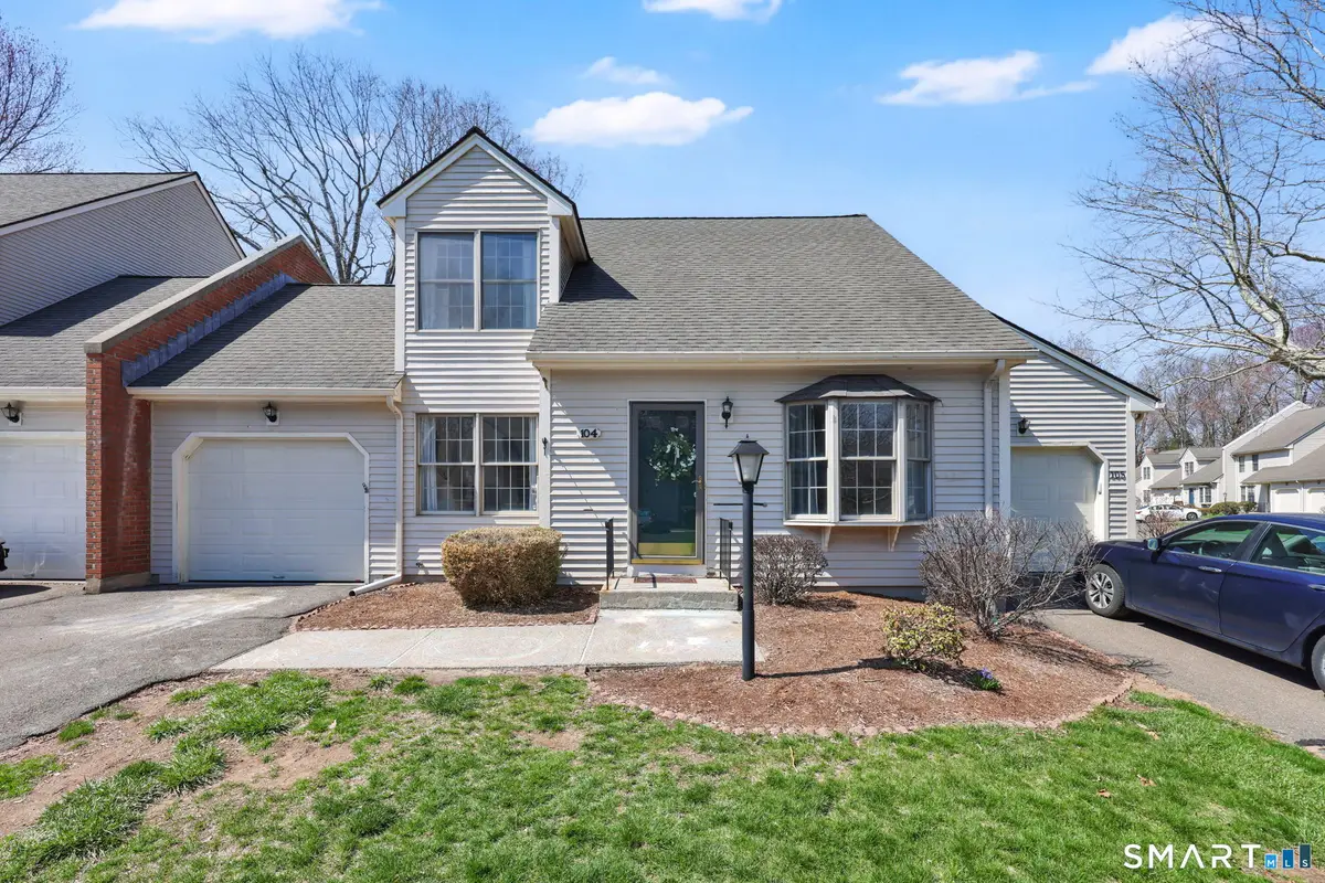 104 Carriage House House #104, Enfield, CT 06082 - #1