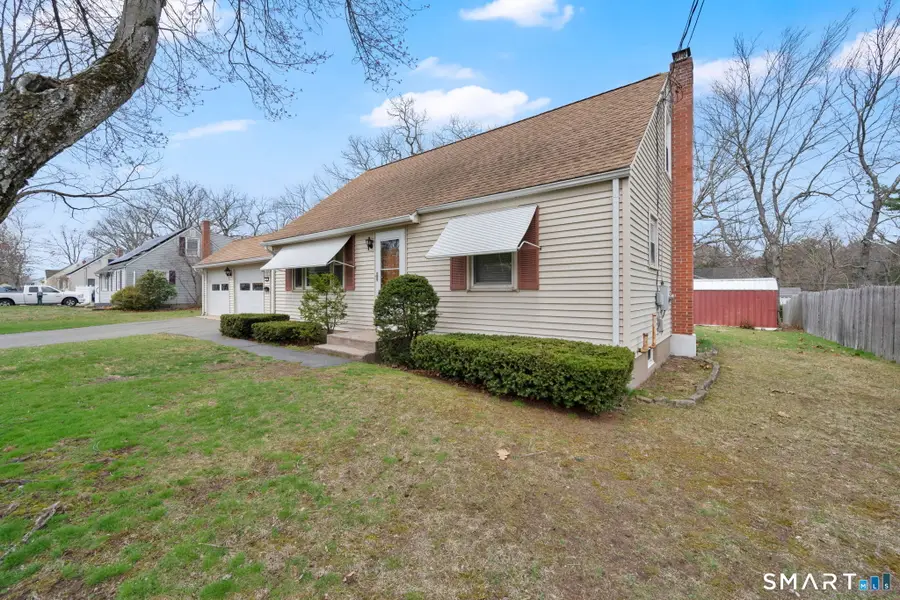 21 Light Street, Enfield, CT 06082 - #2