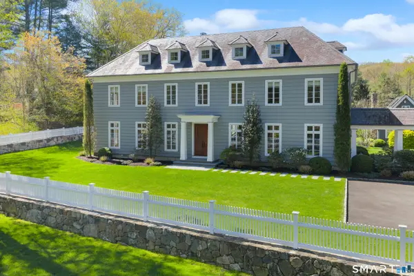 24 Llewellyn Drive, New Canaan, CT 06840