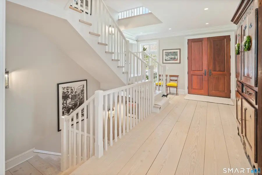 24 Llewellyn Drive, New Canaan, CT 06840 - #3