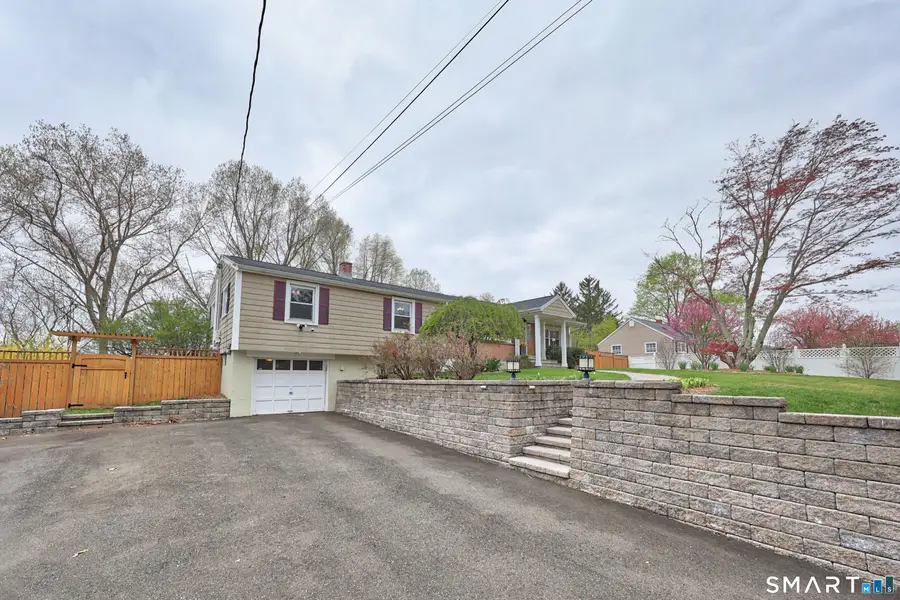 250 Four Rod Road, Hamden, CT 06514 - #2