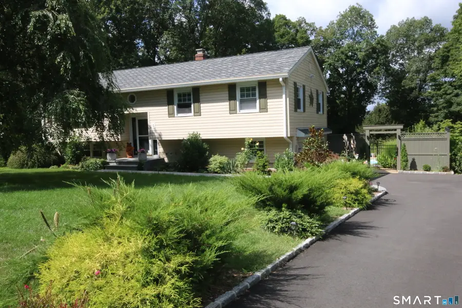 5 Hearthstone Drive, Bethel, CT 06801 - #3