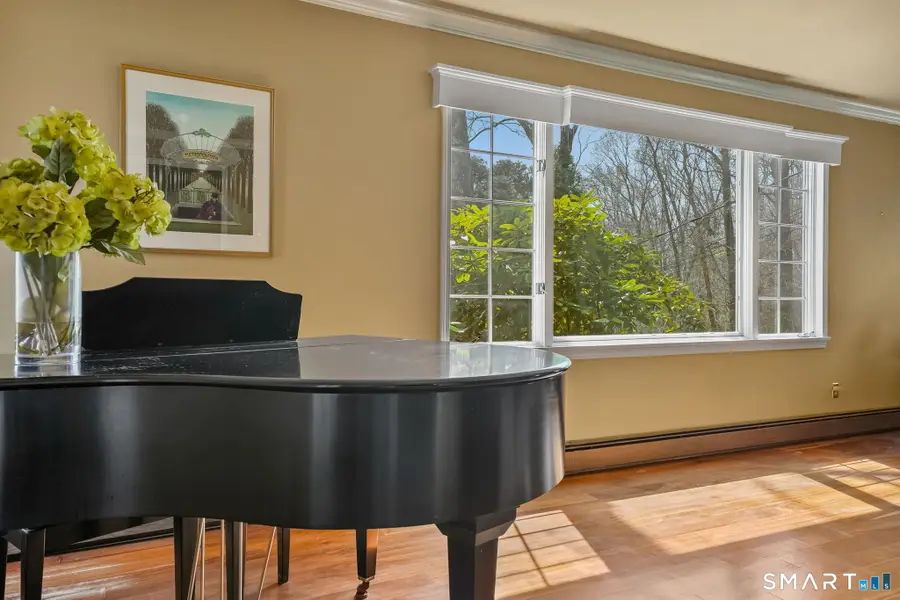 250 Tanglewood Road, Stratford, CT 06614 - #2