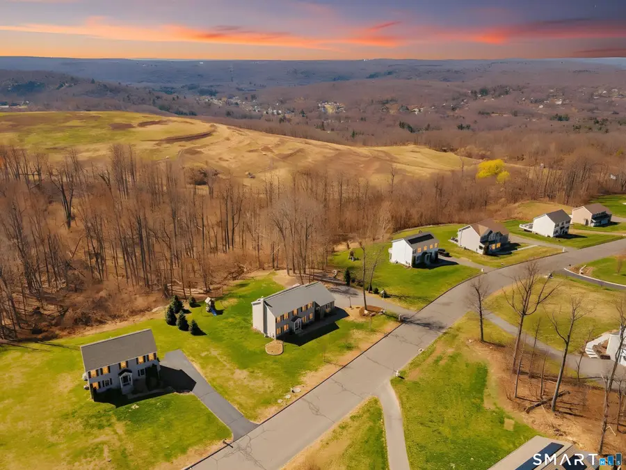 18 Oakwood Drive, Beacon Falls, CT 06403 - #3