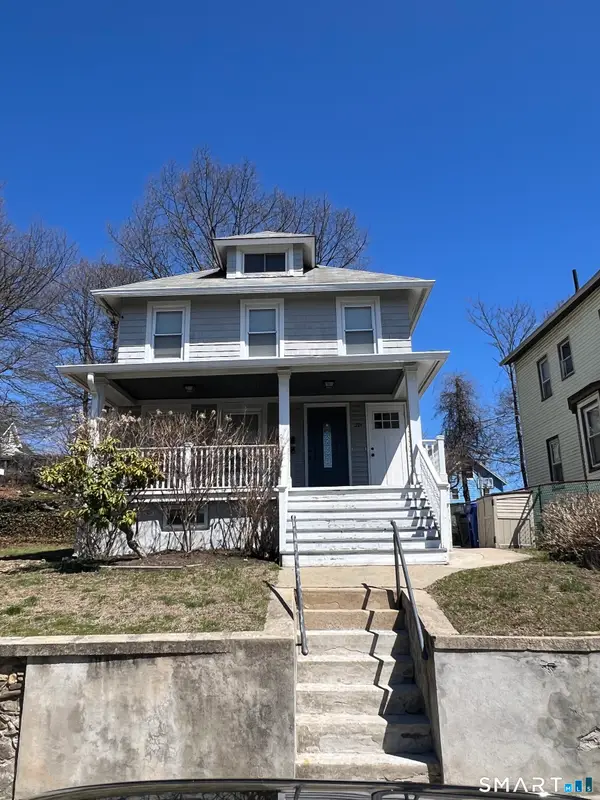 28 Lincoln Avenue, Norwalk, CT 06854