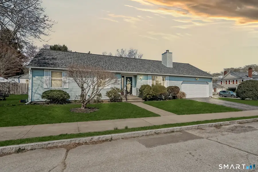 5 Penny Lane, New London, CT 06320 - #3