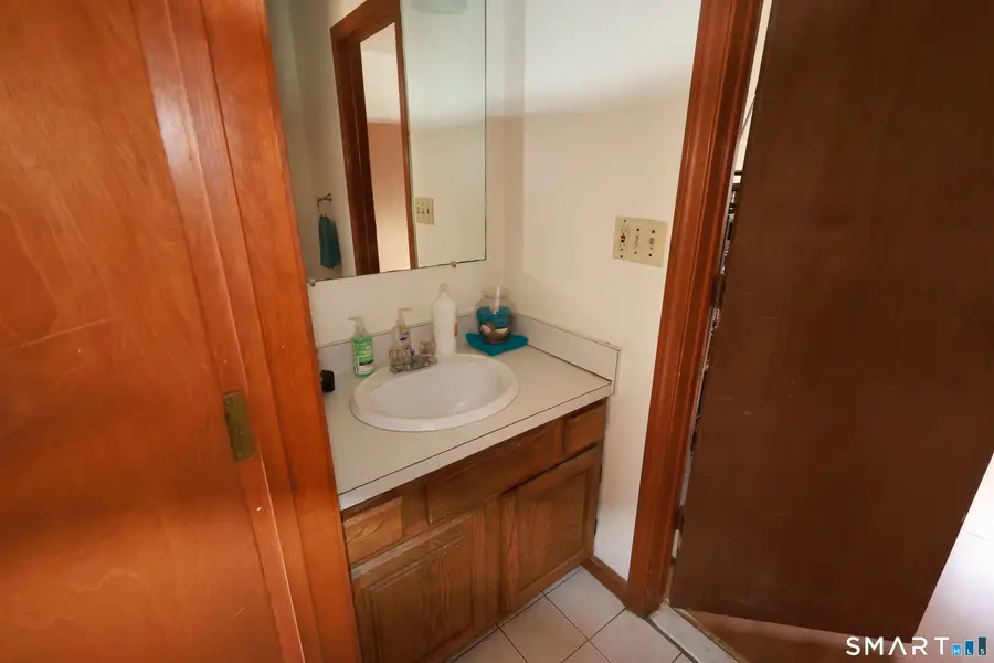 575 Broadview Terrace, Hartford, CT 06106 - #3