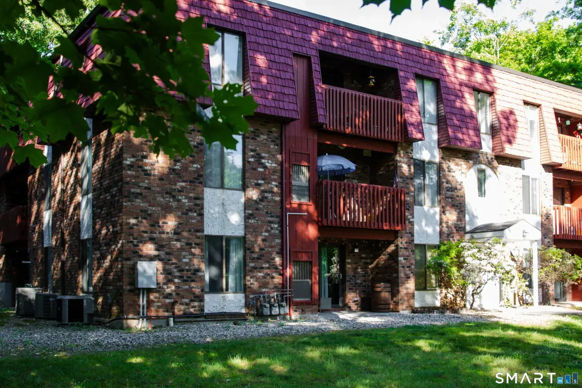 10 Woodsedge Drive #1A, Newington, CT 06111 - #1