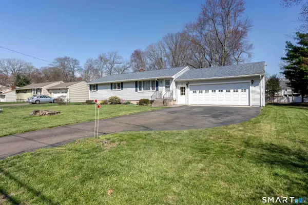 6 Red Brick Lane, North Haven, CT 06473