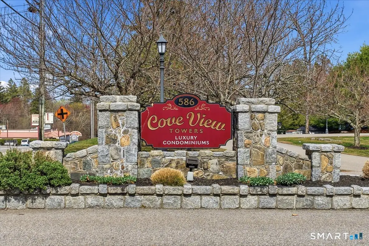 586 West Thames Street #403, Norwich, CT 06360 - #1