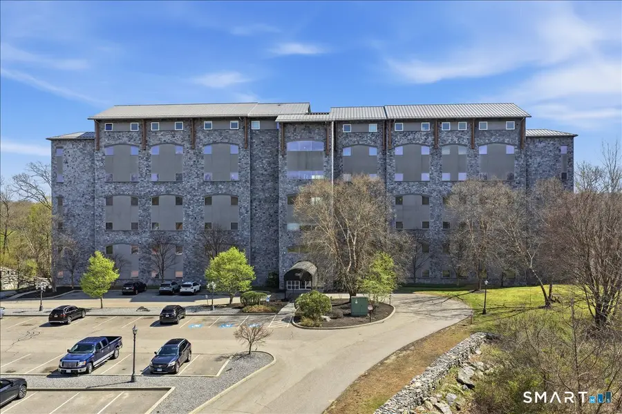 586 West Thames Street #403, Norwich, CT 06360 - #2