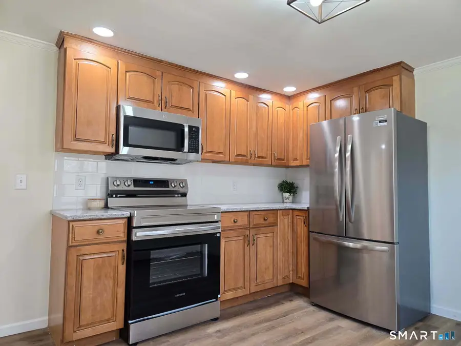 140 Willow Street, Cheshire, CT 06410 - #3