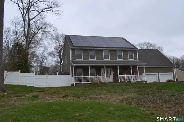 571 Old Colchester Road, Montville, CT 06382