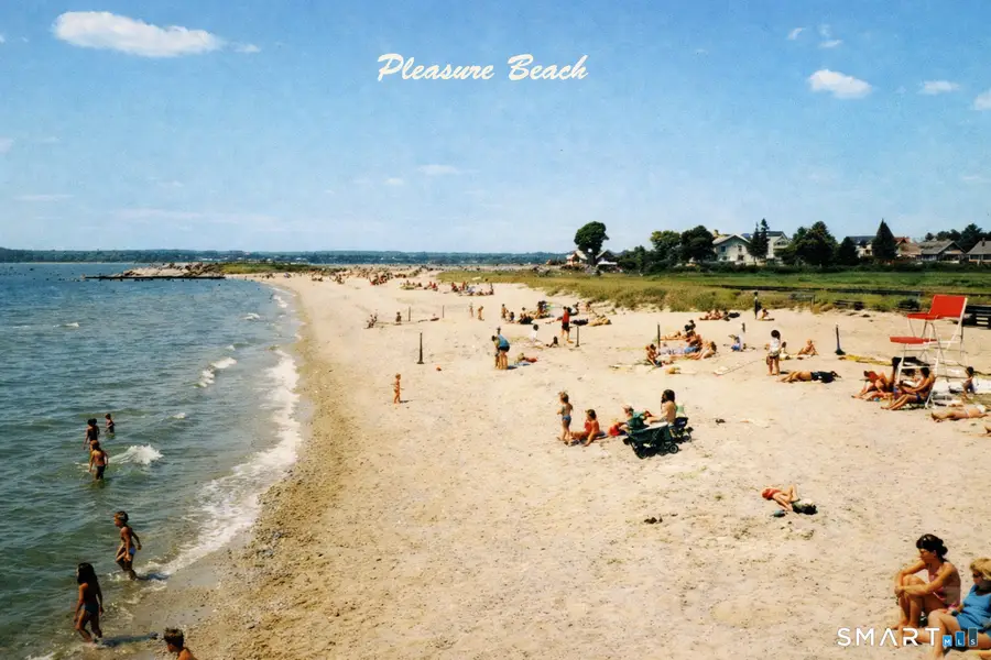 4 Anita Avenue, Waterford, CT 06385 - #3