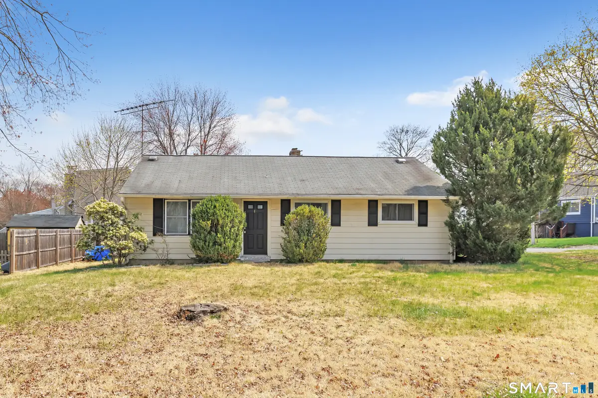 12 Hawthorne Drive, Norwalk, CT 06851 - #1