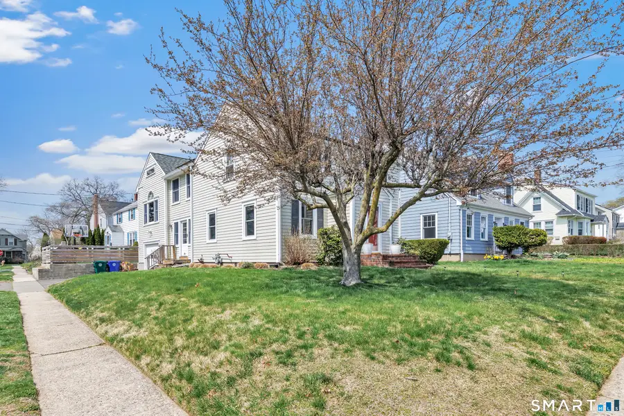 5 Charlton Street, Stratford, CT 06614 - #3