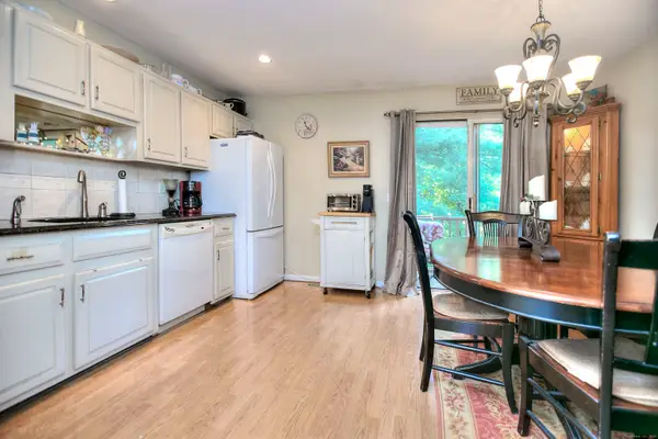 100 Wolfpit Avenue #17, Norwalk, CT 06851