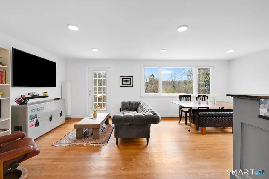 123 Pleasant Avenue, East Haven, CT 06512 - #3