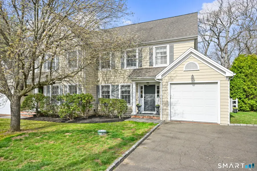 72 Summer Street #B, New Canaan, CT 06840 - #3