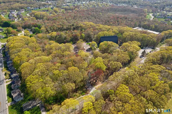 231 Gungywamp Road, Groton, CT 06340