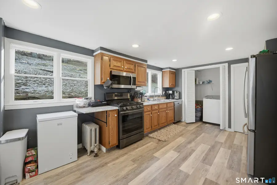 17 Spruce Street, Vernon, CT 06066 - #3