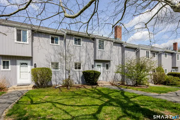 10 Monika Lane #10, Brookfield, CT 06804