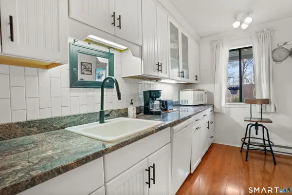 291 Heritage Village #B, Southbury, CT 06488