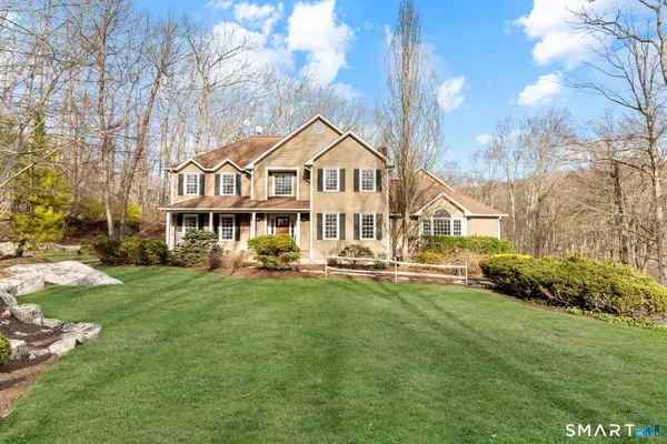 28 Rodeo Drive, Monroe, CT 06468