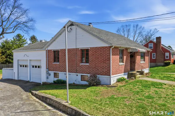 14 Coburn Avenue, Stonington, CT 06355