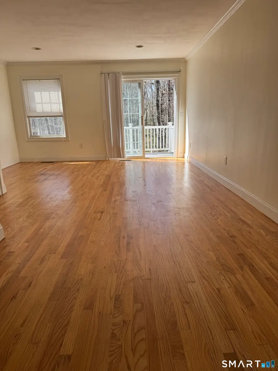 527 West Thames Street #30, Norwich, CT 06360 - #3