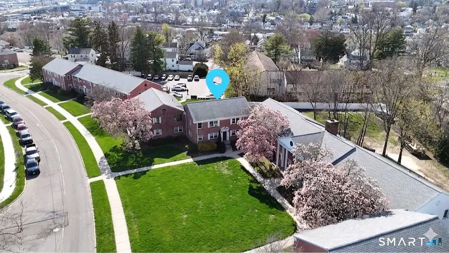 194 Seaton Road #3, Stamford, CT 06902 - #3