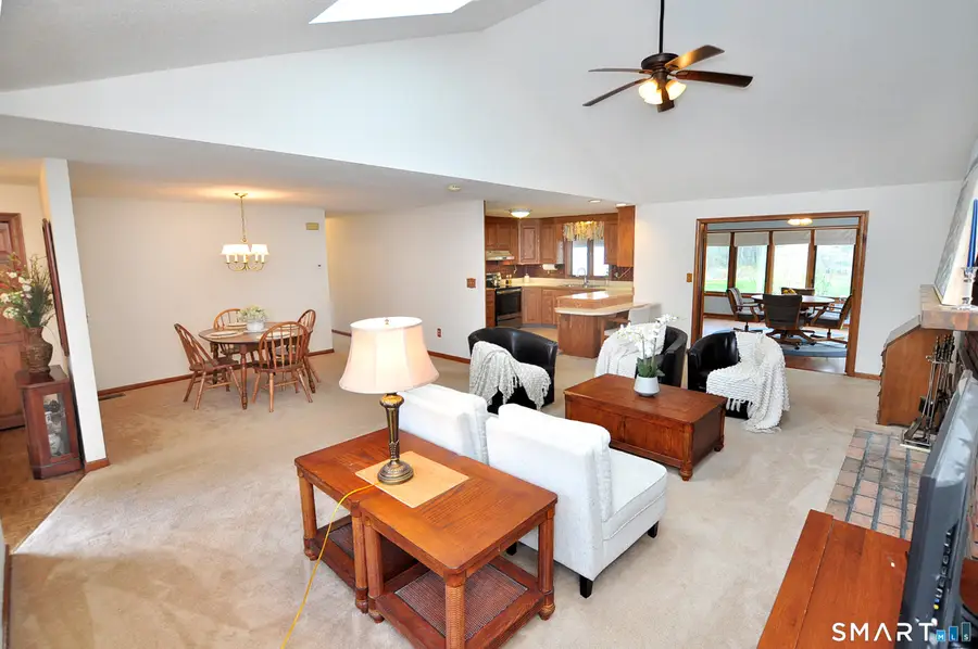 204 Oldefield Farms Road #204, Enfield, CT 06082 - #3