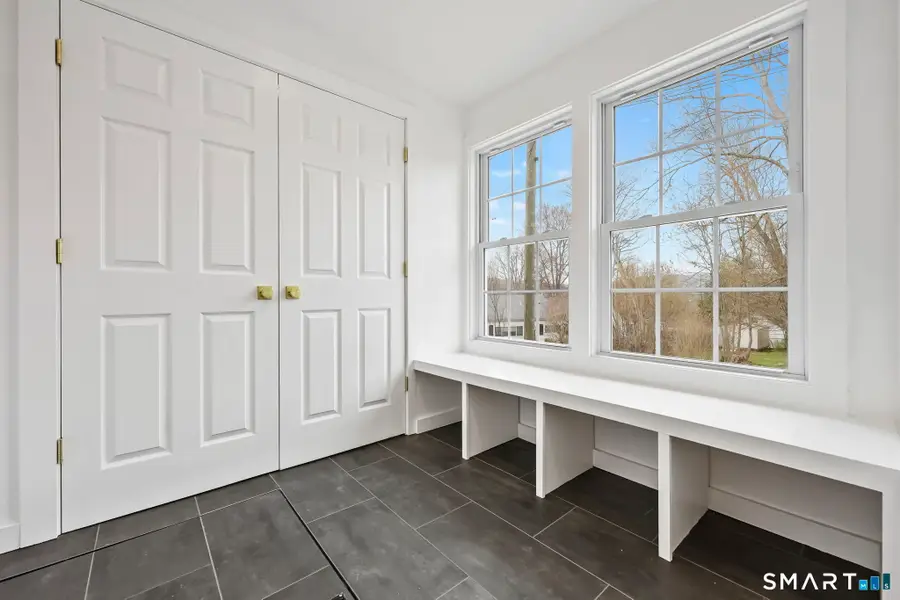 4 Kingsbury Road, New Fairfield, CT 06812 - #2