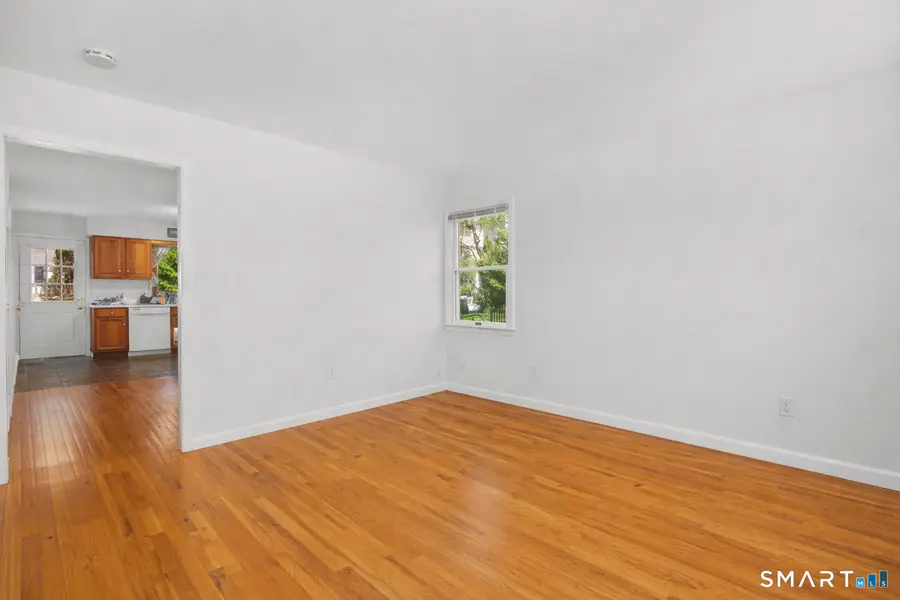 21 West Division Street, Greenwich, CT 06830 - #2