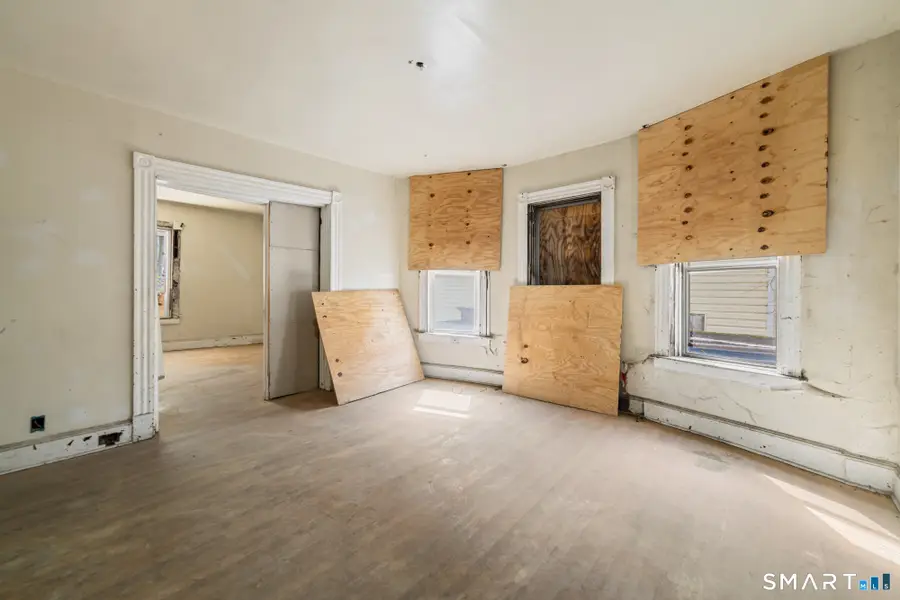 35 Frederick Street, Waterbury, CT 06710 - #3