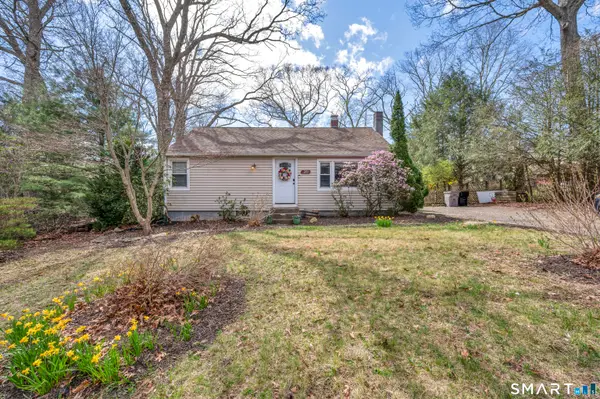 28 Rocky Ledge Drive, Clinton, CT 06413