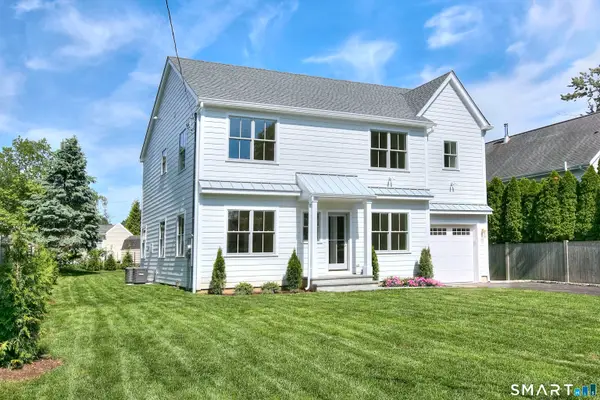 200 Henry Street, Fairfield, CT 06824